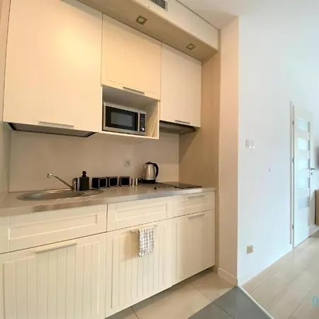 Milky With Balcony - 3 Km To Baltic Sea شقة