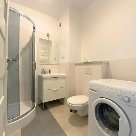 Milky With Balcony - 3 Km To Baltic Sea 公寓 格但斯克